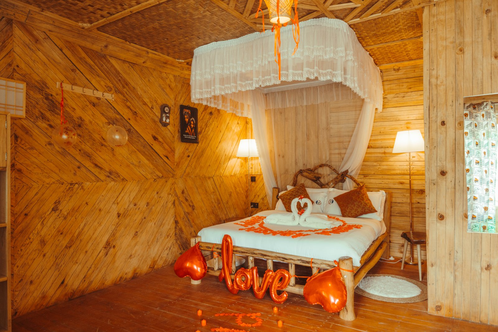 Enjoy a well decorated room for you and your partner